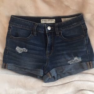 Super stretchy shorts bullhead size 25